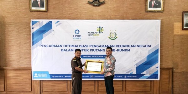 Kejari Bandung Amankan Keuangan Negara Senilai Rp4,9 Miliar