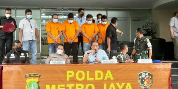 Pelaku Utama Penusukan Anggota TNI AD Sempat Bersembunyi Dalam Kapal