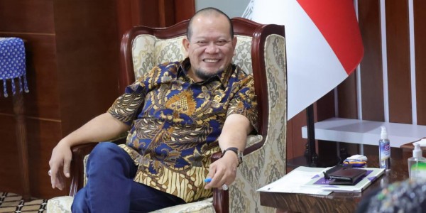 Ketua DPD RI Ajak Masyarakat Berantas Mafia Pupuk