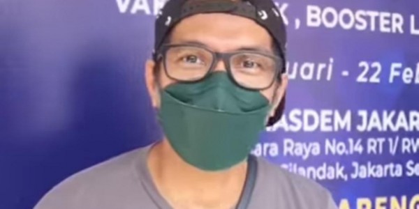 Gitaris Slank Ridho Aja Ikut Vaksin Booster NasDem