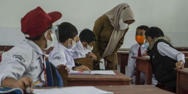 Tak Mau Guru dan Siswa Jadi Korban, PPP Minta Pemeritah Hentikan PTM
