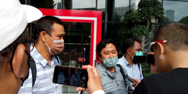 Datangi KPK, Sawit Watch Serahkan Bukti Tambahan Dugaan Korupsi PT MSAM