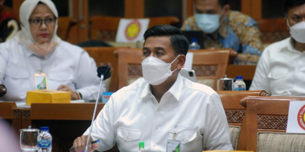 Dirut BPJS Ketenagakerjaan Raker Dengan Komisi IX DPR RI