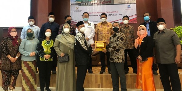 Ambang Batas Calon Presiden Mengkebiri Hak Politik Warga Negara