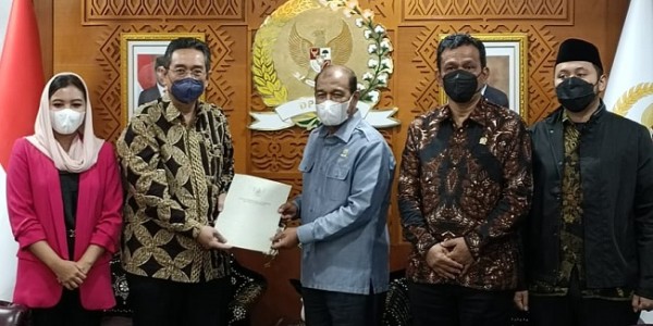 BKSP DPD RI Minta Pemerintah Pertimbangkan Evakuasi WNI dari Ukraina 