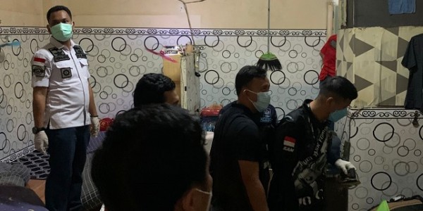 Kakanwil Kemenkumham DKI Jakarta dan Kalapas Kelas I Cipinang Pimpin Razia di Lapas Cipinang