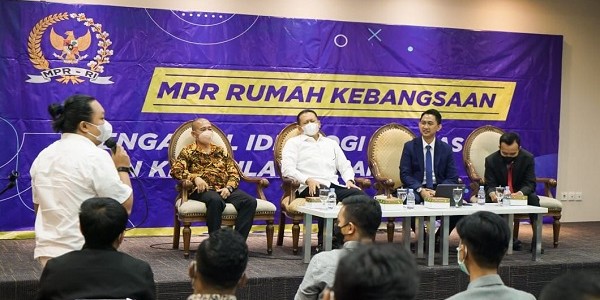 Bamsoet Didaulat Menjadi Ketua Dewan Kehormatan Asian African Youth Government dan Mendorong Terbentuknya PBB pemuda Dunia di Metaverse