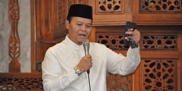 HNW: Hukum Berat Penceramah yang Minta 300 Ayat Al Quran Dihapus 