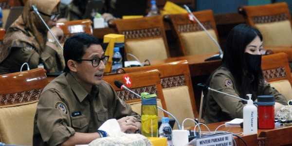 Menparekraf Sandiaga Uno Raker Dengan Komisi X DPR