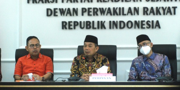 Fraksi PKS DPR Usul Bentuk Hak Angket Dan Pansus Migor