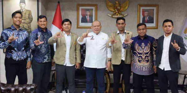 Temui Ketua DPD RI, Aktivis Permahi Tolak IKN dan Penundaan Pemilu