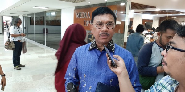 Besok Jokowi Kumpulkan Jajaran Menteri, Isu Reshuffle Rabu PON?