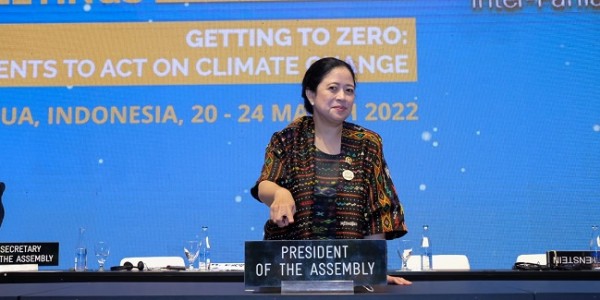 Promosikan Deklarasi Nusa Dua, Puan Gelorakan Aksi DPR Hijau