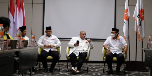 Buruh, Seniman, Nelayan Hingga Driver Ojol Jatim Sampaikan Aspirasi Penolakan Penundaan Pemilu ke PKS