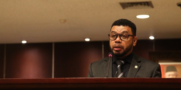 Soal Pemekaran di Papua, Ini Sikap Senator Filep