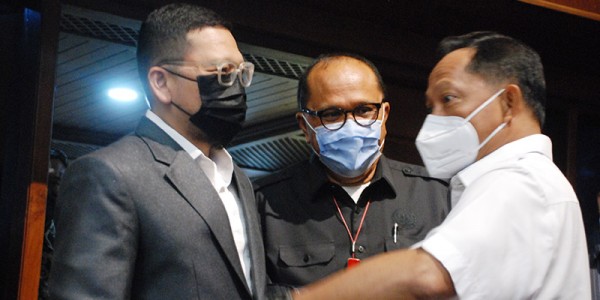 Mendagri Serius Dialog Dengan Ketua Komisi II DPR