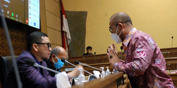 Ketua KPU Hasyim Asy’ari Rapat Perdana Dengan Komisi II DPR