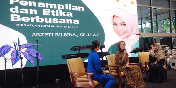 Anggota Komisi IX DPR Arzeti Bilbina