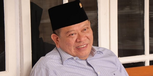 Ketua DPD RI Minta Pemerintah Patuhi Putusan MA Soal Vaksin Halal