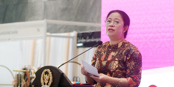 Puan  Cek Harga Sembako Dan Hadiri Pembukaan Program Air Bersih  Desa yang Selalu Kekeringan di Jateng