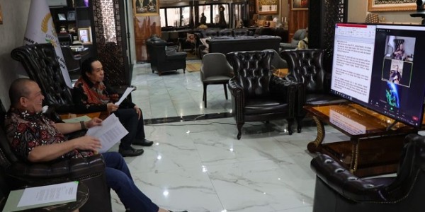 Teleconference dengan Wakil Ketua Duma Rusia, Ketua DPD RI Minta Perang Dihentikan