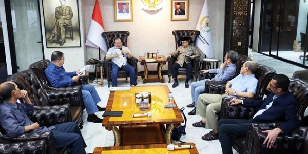 Di Executive Brief DPD RI, Ekonom Anthony Budiawan Sebut Indonesia Bangkrut Tanpa Daerah