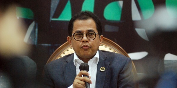Sekjen DPR Jelaskan Kronologi Pengadaan Gorden Rumah Dinas Anggota DPR