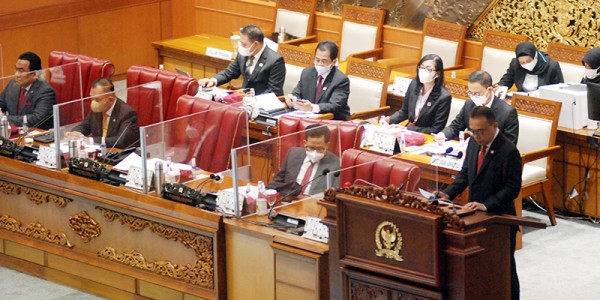 Wakil Ketua DPR Sufmi Dasco Ahmad Bacakan Pidato Ketua DPR Pada Masa Sidang DPR V Tahun 2021-2022, Puan Soroti Soal Hepatitis Akut dan Pembahasan Kebijakan Ekonomi