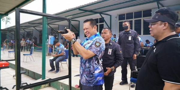 Ketua MPR RI  Dorong Peningkatan Prestasi Olahraga Menembak Indonesia