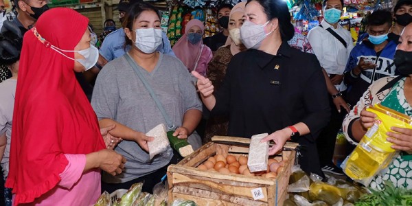 Ketua DPR Puan: Awasi Ketat Harga Minyak Goreng di Pasaran!