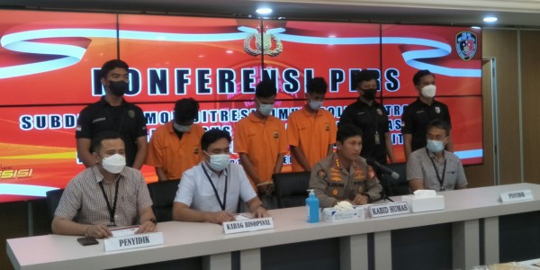 Polisi Tangkap Sekelompok Begal Sadis di Bekasi yang Diotaki Anak di Bawah Umur