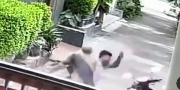 Gagalkan Curanmor, Kakek Jagoan di Bekasi Pukul Pelaku Hingga Terjatuh