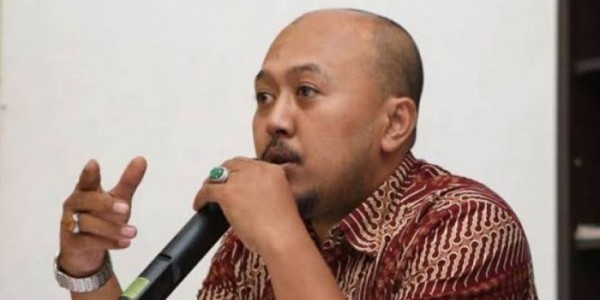 Teriak Soal Spanduk, Membisu Soal Formula E, SDR: Apakah ICW LSM Plat Merah?