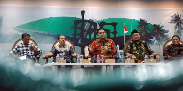 Dialektika Demokrasi  Tema “Mengawal Tahapan Pemilu 2024”