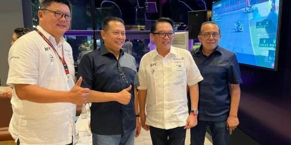 Dukung Sean Gelael di Le Mans, Bamsoet Nobar dengan Ratusan Penggemar Otomotif