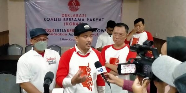 Wacana Tiga Periode Kembali Mencuat, KOBAR: Masyarakat Tak Ingin Program Jokowi Berhenti