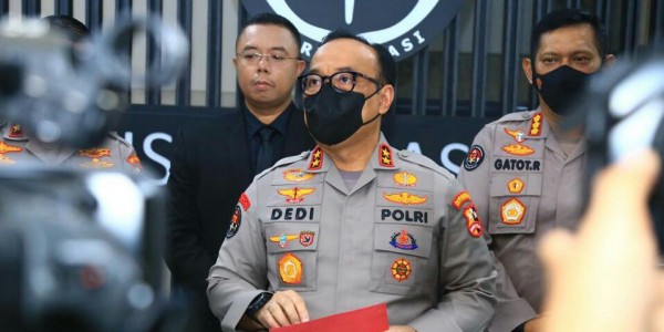 Foto Editan Stupa Borobudur Mirip Wajah Jokowi, Bareskrim Buru Pembuatnya