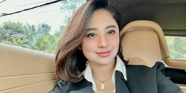 Digugat Cerai, Dewi Perssik Ngaku Sudah Sebulan Pisah Rumah