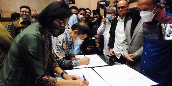 Komisi II DPR RI Bersama Pemerintah Setujui Draft 3 RUU Tentang Pembentukan Propinsi Papua