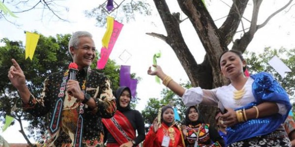 Aksi Ganjar Pranowo Mendadak Jadi Sutradara