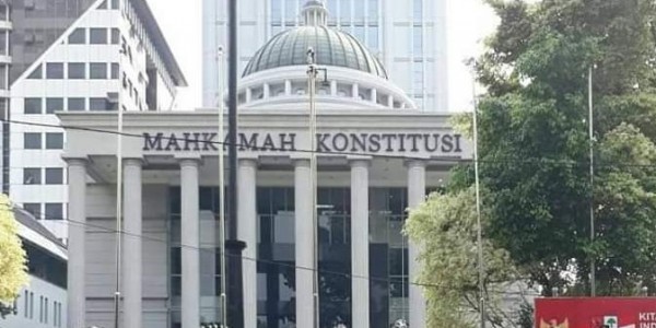 Tanpa Penjelasan, MK Tolak Gugatan Pemilu Serentak Partai Gelora