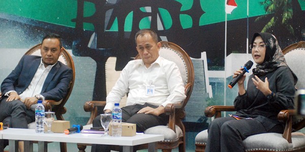 Diskusi Forum Legislasi DPR tema "Darurat Kekerasan Seksual Anak, Bagaimana Implementasi UU TPKS?"
