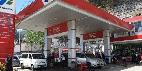 Menko Luhut: Minggu Depan Presiden Umumkan kenaikan Harga BBM