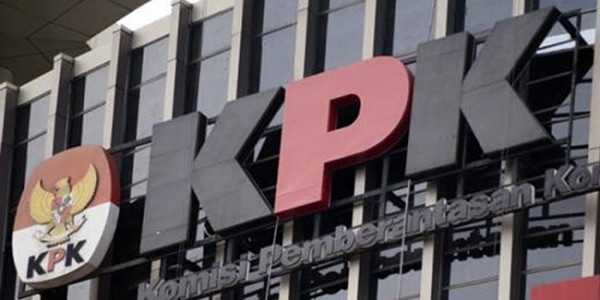 KPK Amankan Sejumlah Uang dan Catatan Keuangan dari OTT Rektor Unila