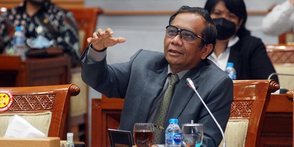 Ketua Kompolnas Mahfud MD RDP Dengan Komisi III DPR