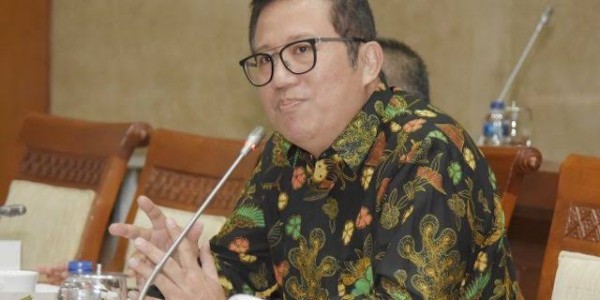 Ketimbang Naikan Harga BBM, Pemerintah Sebaiknya Tinjau Ulang Proyek IKN dan Infrastruktur