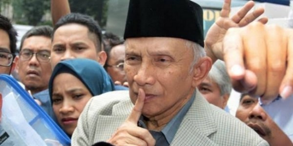 Amien Rais Koreksi Kicauan Mahfud Soal KM50 Sudah Clear dan Jelas
