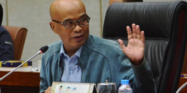 Desmond: Kalau Puan Mau Jadi Wakilnya Prabowo, Beresin Dulu Muhaimin
