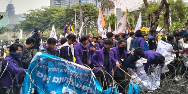 BEM SI Ultimatum Pemerintah Segera Batalkan Kenaikan BBM