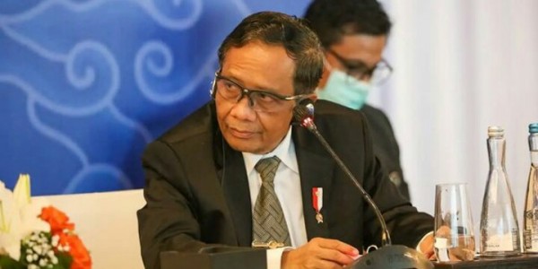 Mahfud Ingatkan Wakil DPRD Depok untuk Tak Emosional ke Rakyat